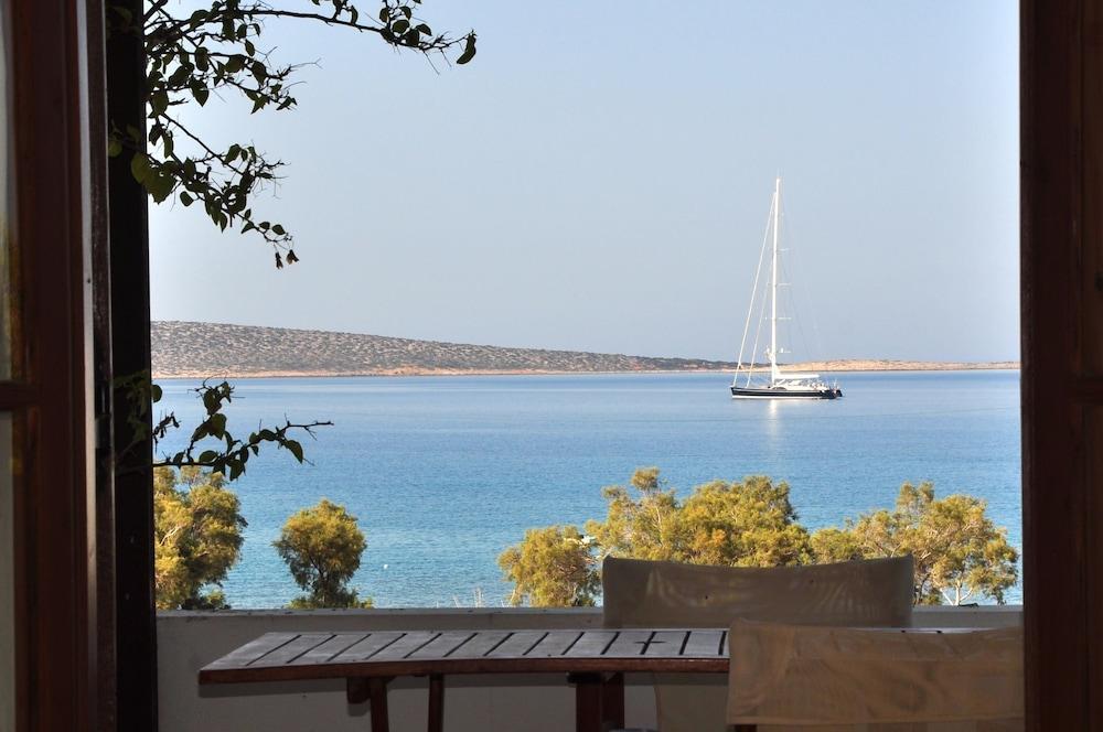 Michalis Apartments Near The Beaches With Sea View Páros Zewnętrze zdjęcie